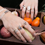 Bow Ring (Diamond)